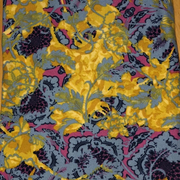 Lularoe OS leggings - Picture 2 of 3